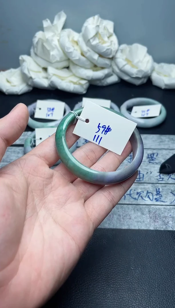 未镶嵌手镯翡翠111