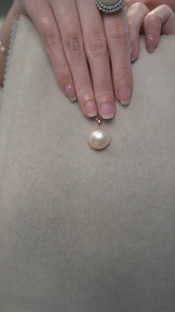 【闪购商品】拼合珍珠（马贝珠）吊坠(不含链)18K金镶嵌18K金马贝