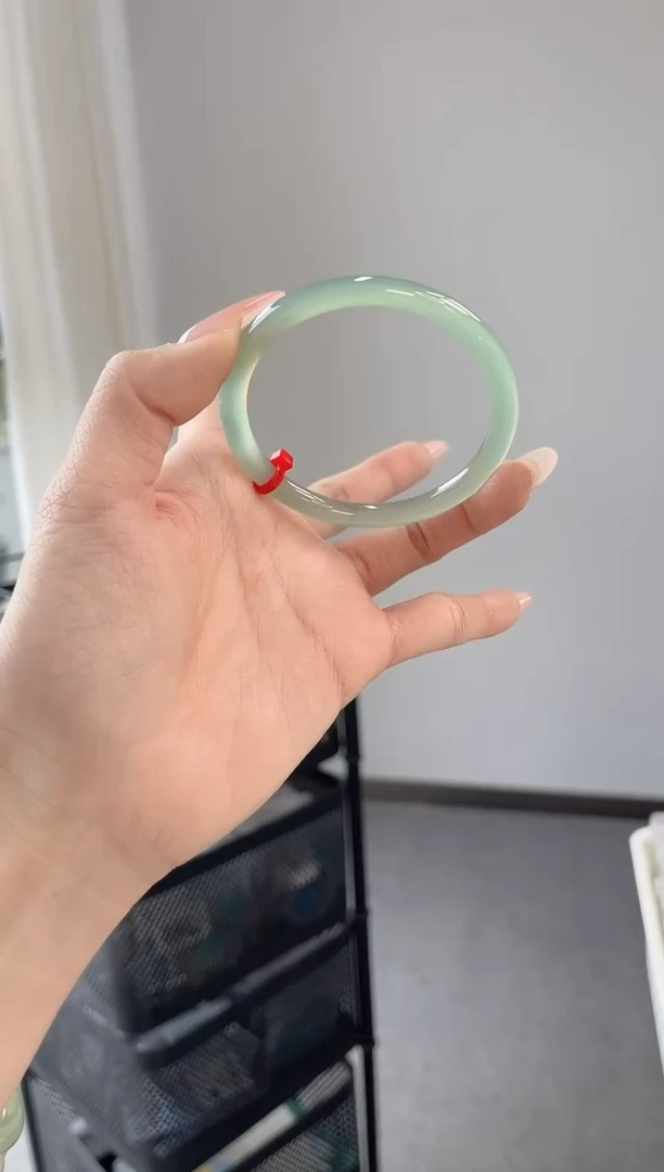 【闪购商品】玛瑙/玉髓手镯未镶嵌55-56圈