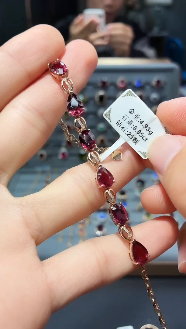 18K金镶嵌手链碧玺8.85.