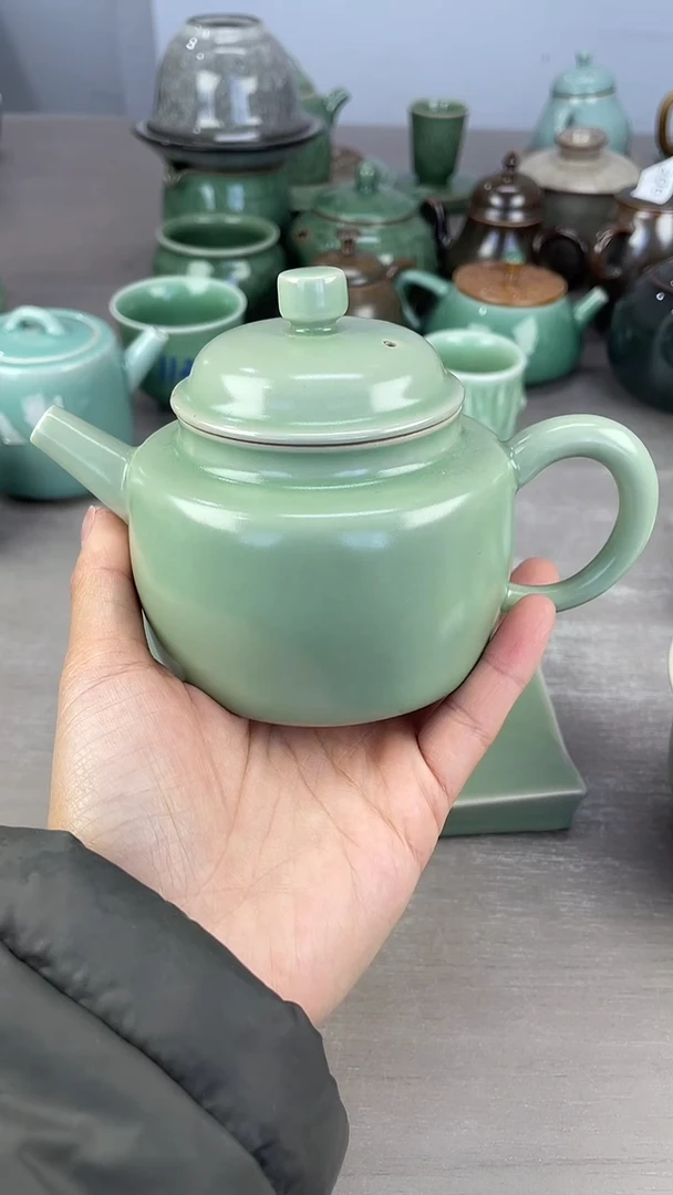 青瓷仓储清仓福利微微瑕