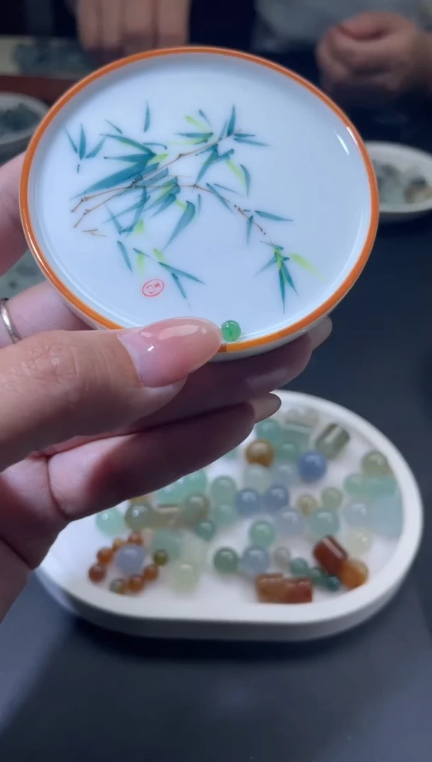未镶嵌定制翡翠沉**兰翡翠毛货