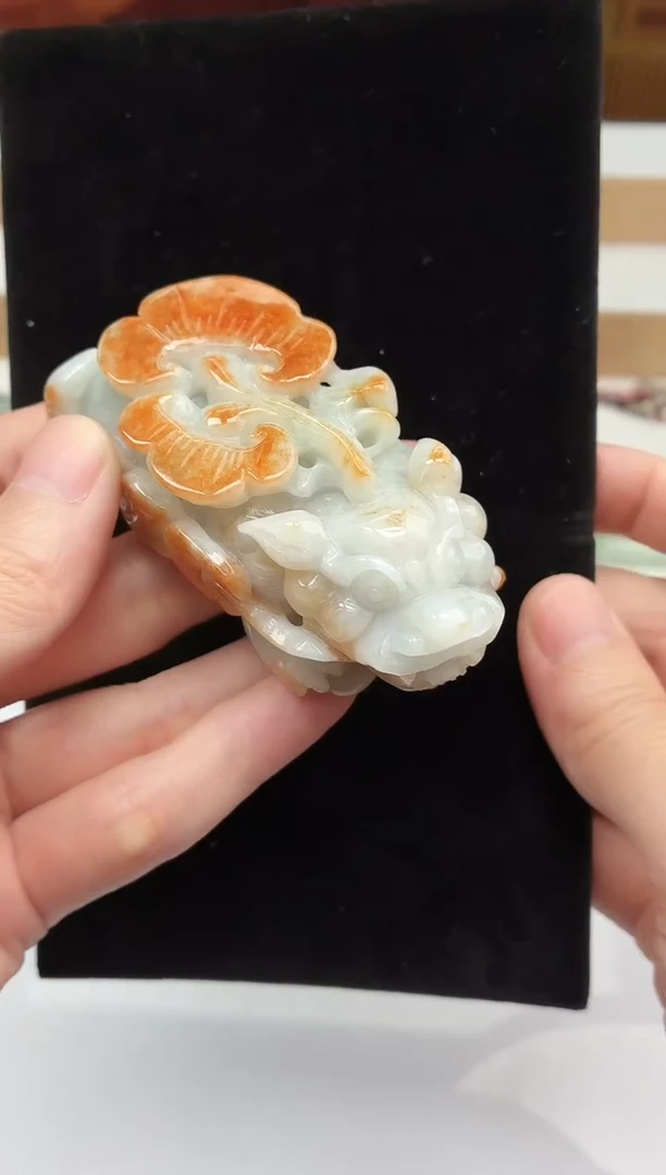 颈饰未镶嵌翡翠貔貅