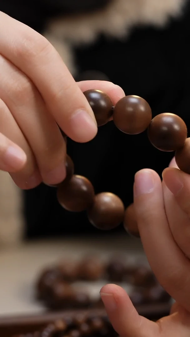 檀香木手串/手链老山檀香1.8圆珠单圈微瑕