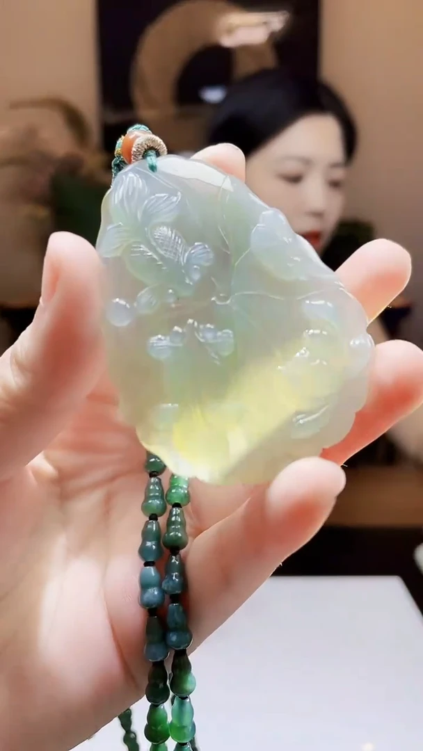 未镶嵌定制翡翠吊坠145
