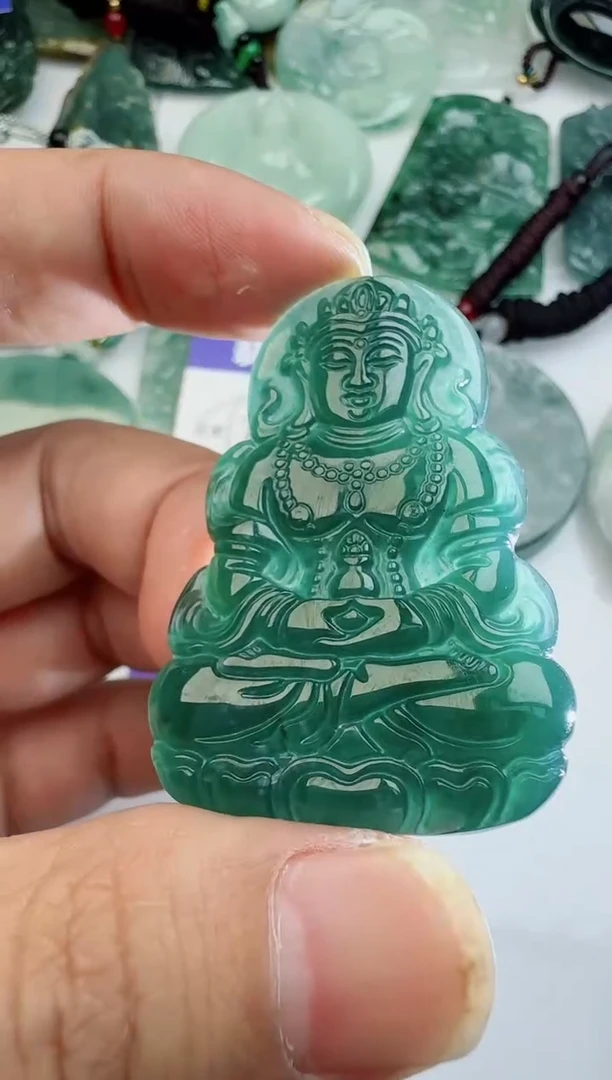 【闪购商品】翡翠颈饰未镶嵌多样性随机发其一