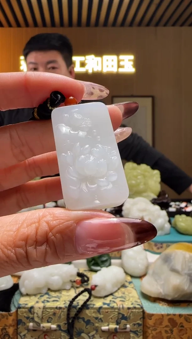 颈饰未镶嵌和田玉G