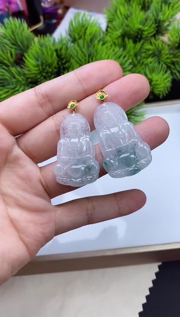 吊坠(不含链)18K金镶嵌翡翠观音多样性发其一@@CMT