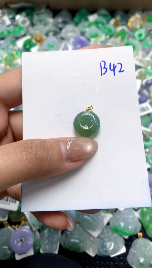 【闪购商品】翡翠颈饰18K金镶嵌1111111111111111