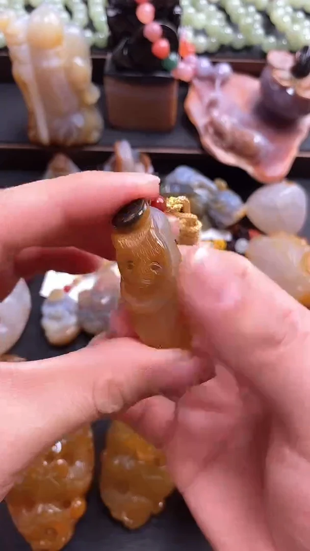 【闪购商品】玛瑙/玉髓吊坠未镶嵌1