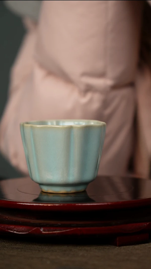 全品 淡天青 葵口杯