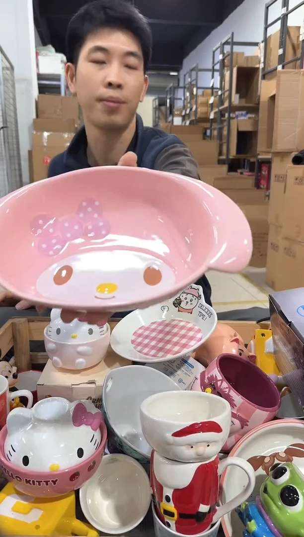 瓷片B款大号美乐蒂深碗