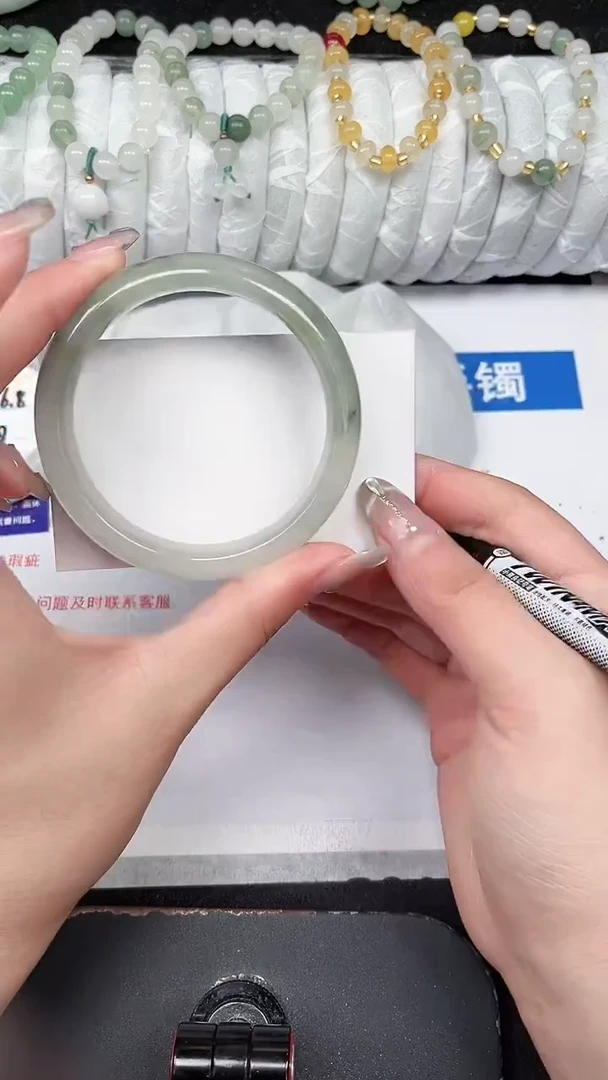 未镶嵌手镯石英质玉4-56/57