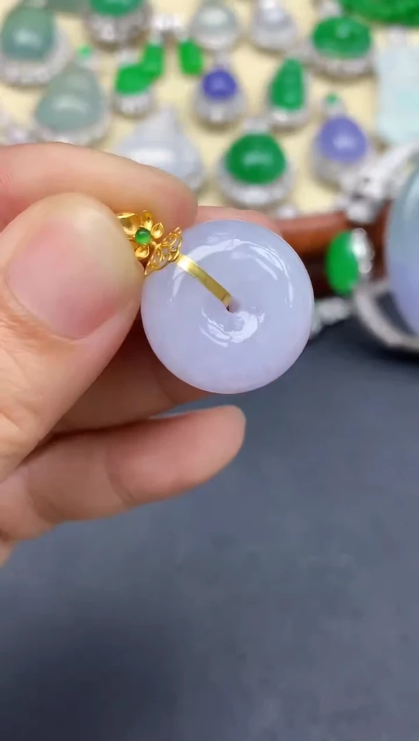 颈饰18K金镶嵌翡翠118-中国好珍宝