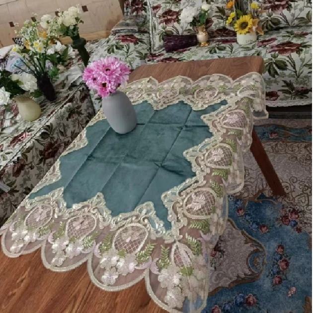 ZN333-4【85*85】祖母绿绒布三色花边桌布