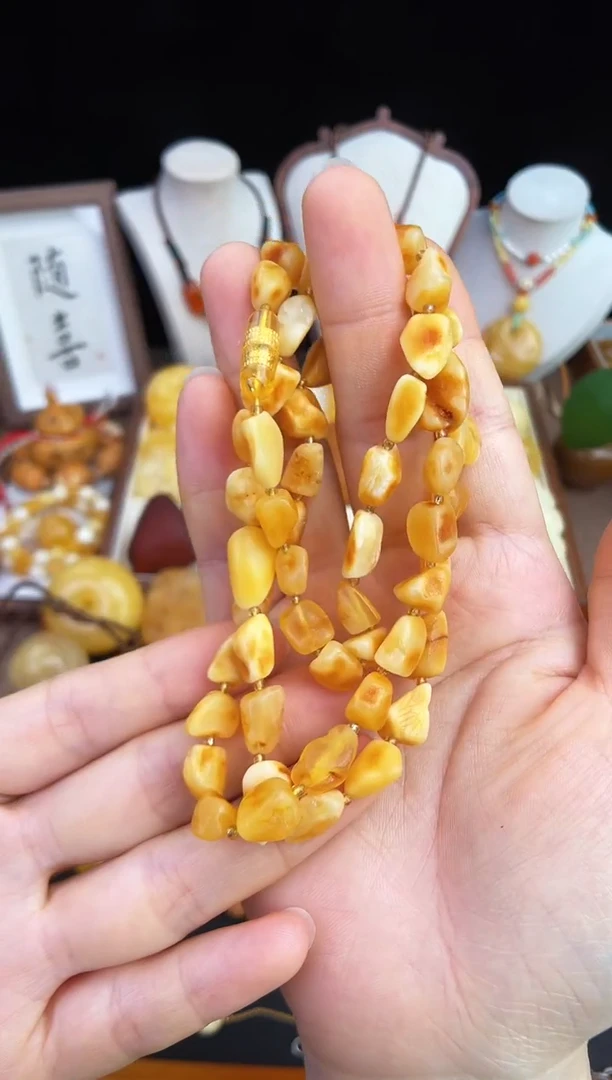 未镶嵌琥珀珠宝奇石多样性发其一