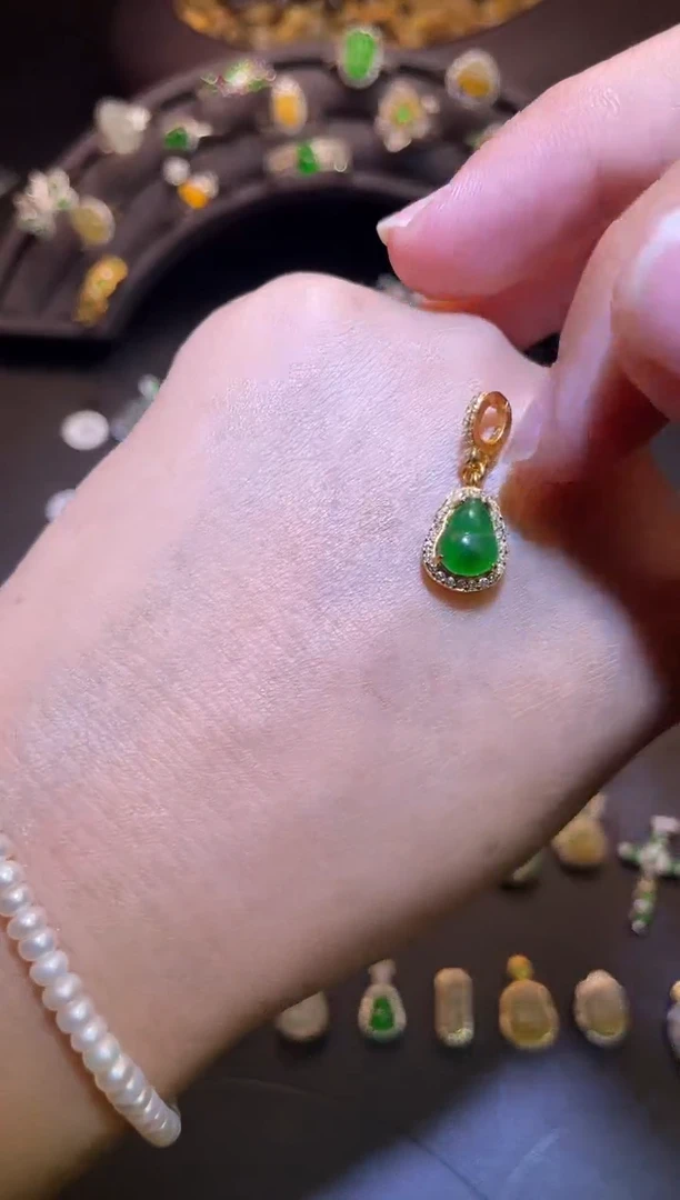 吊坠(不含链)银S925镶嵌翡翠1