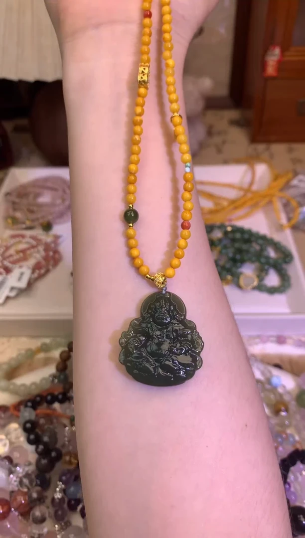 未镶嵌颈饰蜜蜡170