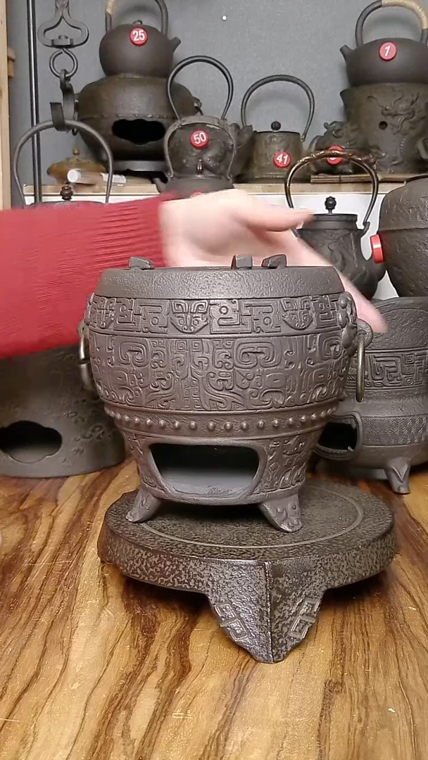 铸铁炭火炉藏六饕鬄纹碳炉