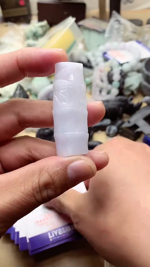 【闪购商品】翡翠颈饰未镶嵌挂件