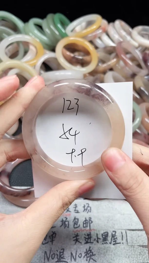 未镶嵌手镯石英质玉123
