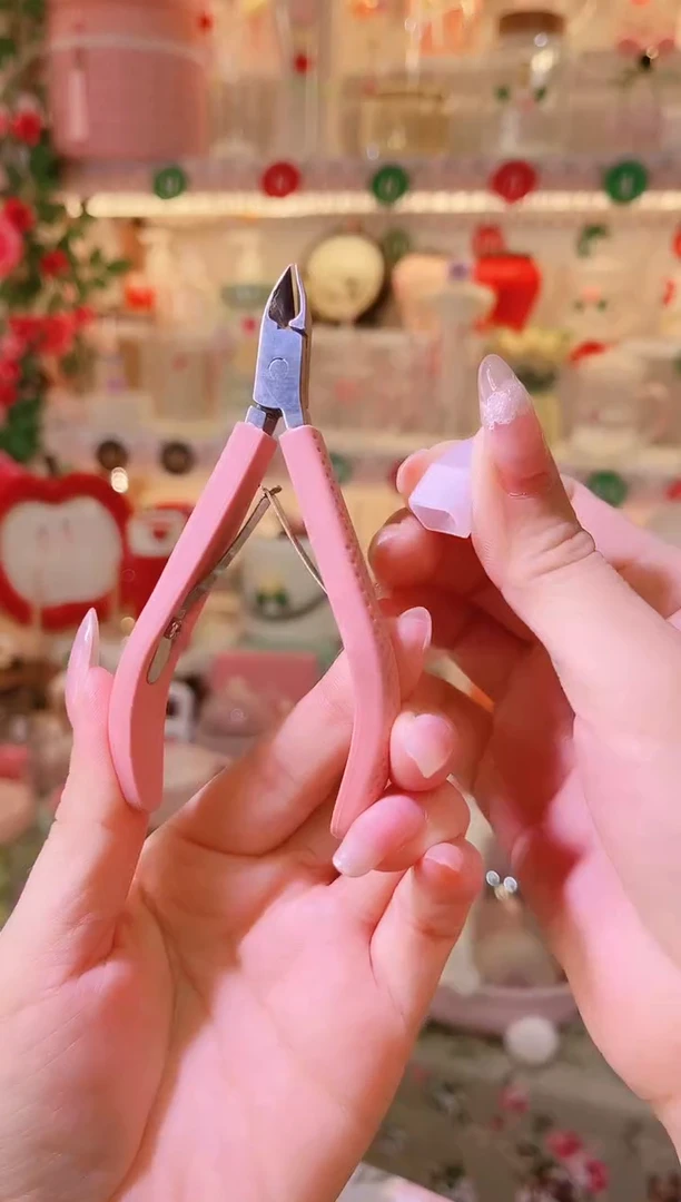 摆件品质好发货快放心拍！指甲钳粉色