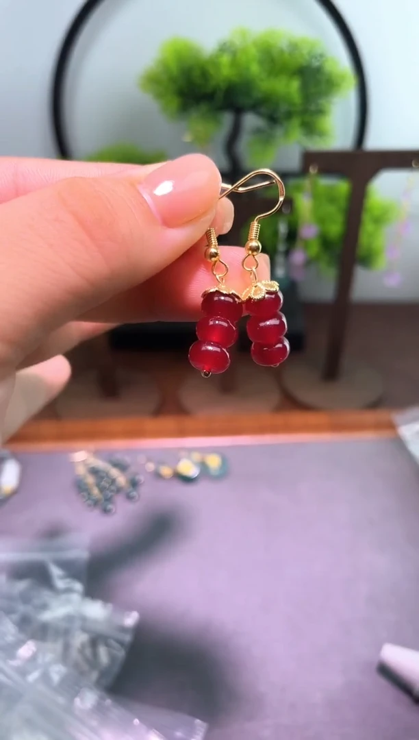 银S925镶嵌耳钉玛瑙/玉髓123000