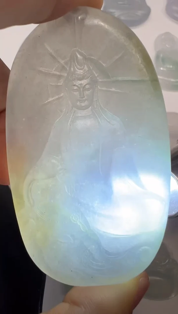 未镶嵌定制翡翠普贤