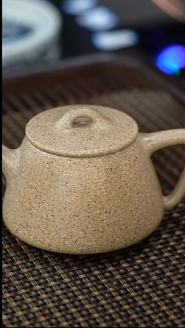 茶壶紫砂【巧器自营】黑段-中高瓢-全手工-190cc