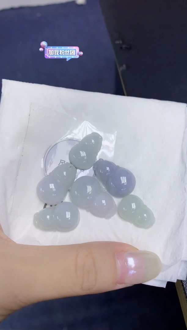 翡翠未镶嵌颈饰天然缅甸翡翠A货多样性发其一