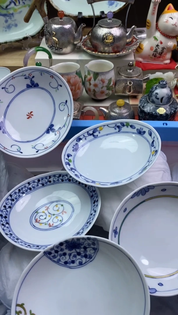 【闪购商品】瓷片隆莲瓷器欢迎大家