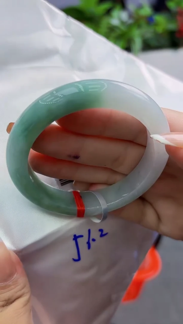 【闪购商品】翡翠手镯未镶嵌翡翠手镯