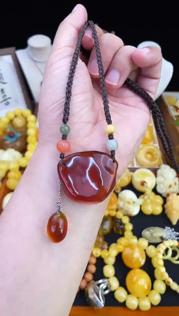 琥珀未镶嵌珠宝奇石柒月