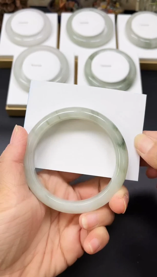 未镶嵌手镯石英质玉A45-60/61/62