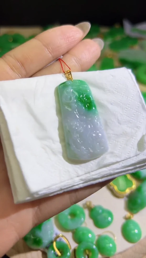 【闪购商品】翡翠颈饰18K金镶嵌Q缅料A货翡翠/支持复检/一件