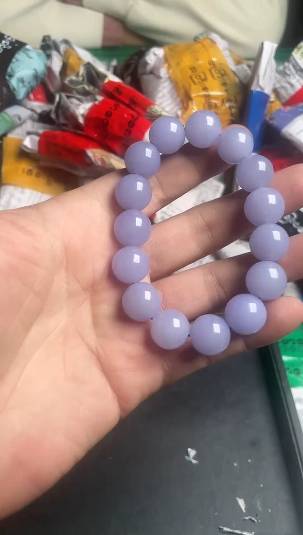 时尚精美高端手串