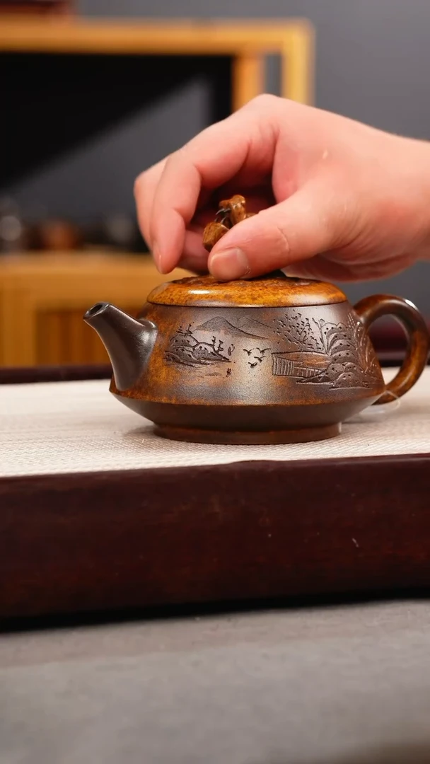 茶壶紫砂龙骨金砂 龙头老大 观山
