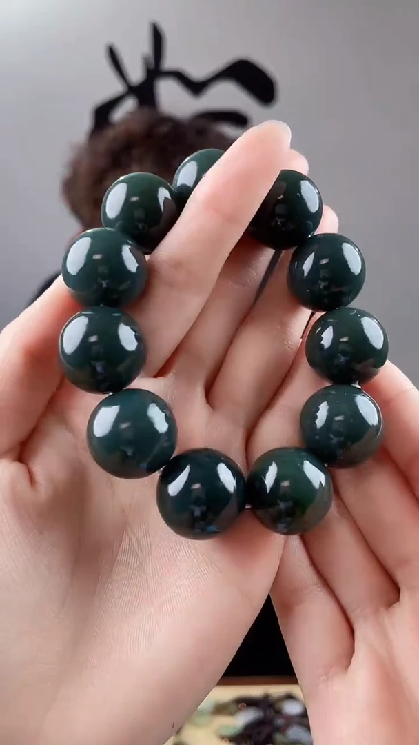 和田玉未镶嵌颈饰拍一发一，多样性发货