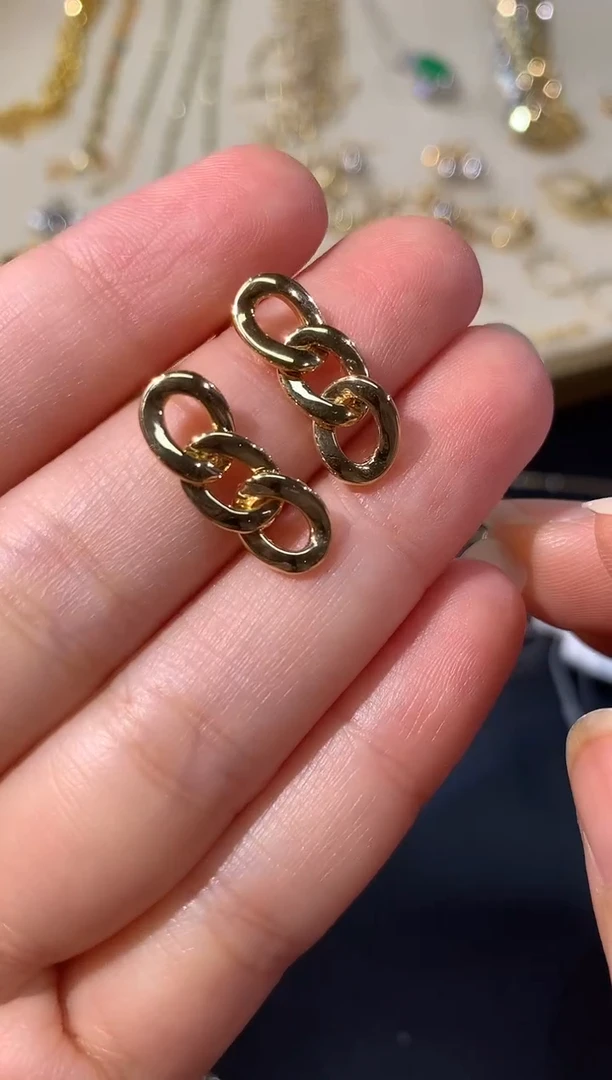 18K金耳饰W599多样性发其一 | 950