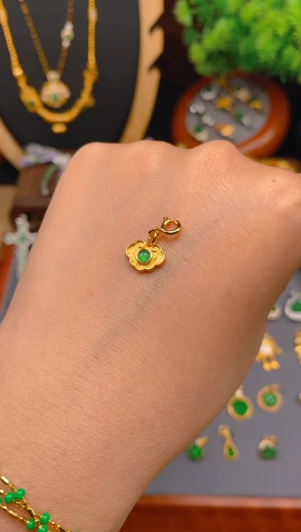 【闪购商品】翡翠吊坠(不含链)银S925镶嵌如意万能扣