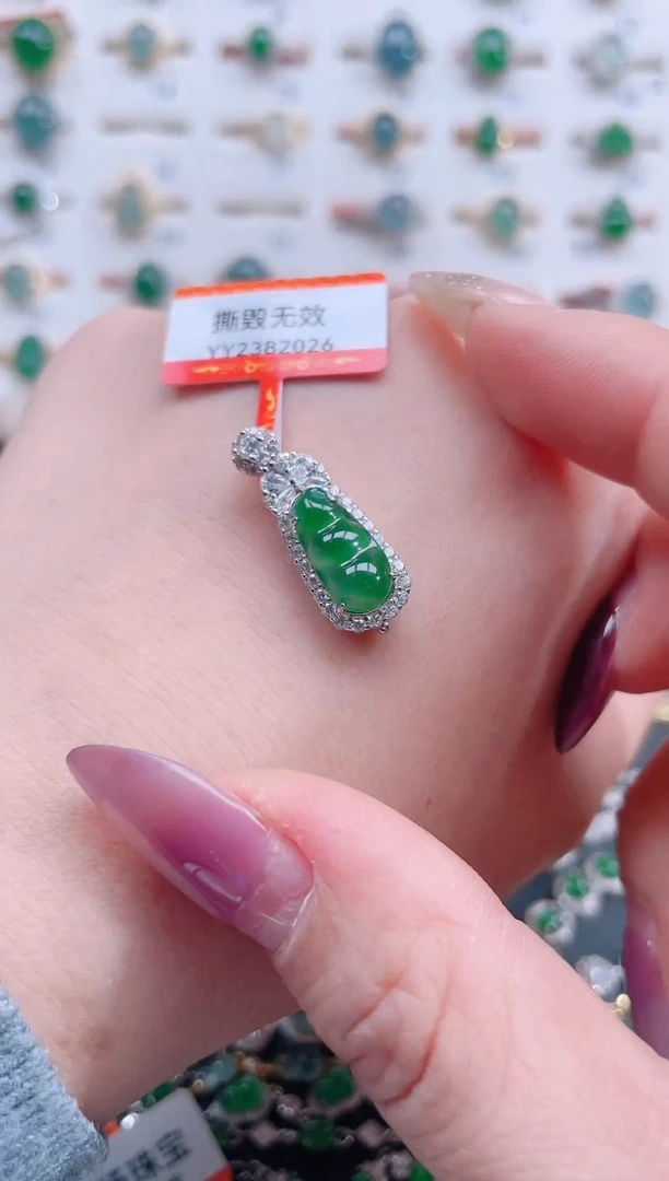 颈饰银S925镶嵌翡翠天然翡翠