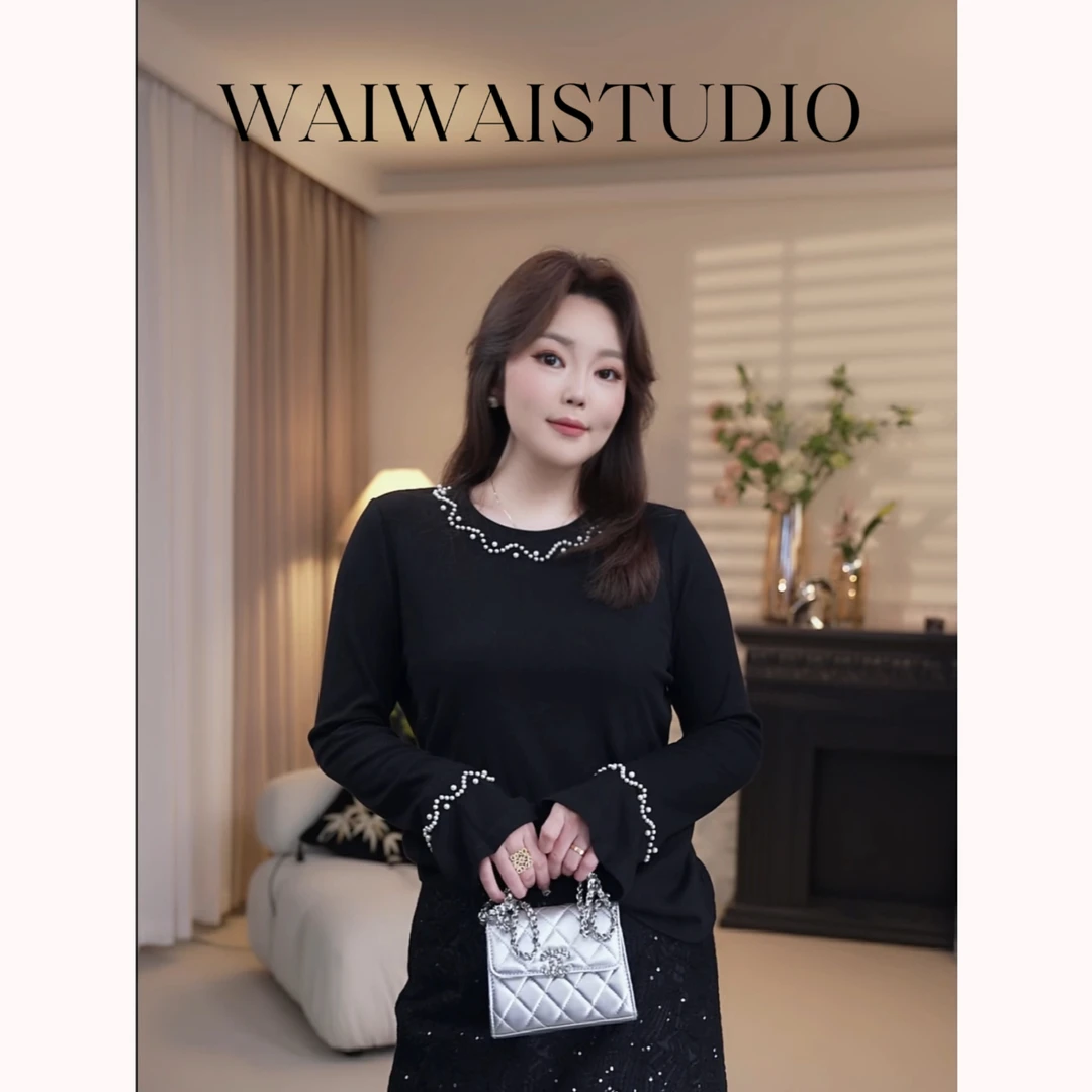 【薇薇安】显瘦圆领重工钉珠银丝面料百搭长袖上衣 25S193