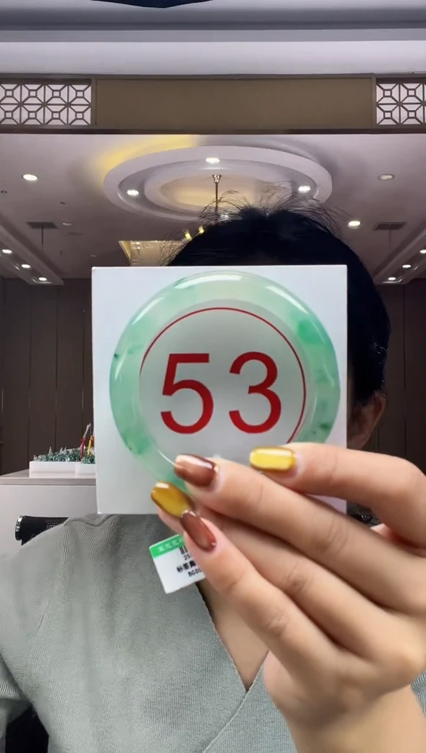 未镶嵌手镯石英质玉9