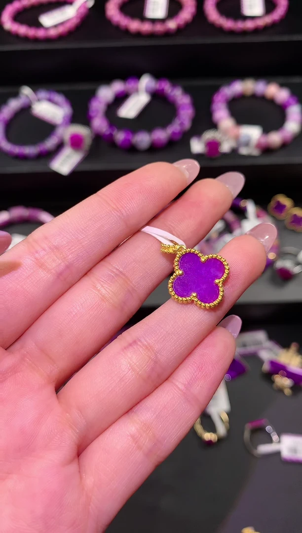 【闪购商品】苏纪石（舒俱来）.足金镶嵌舒俱来吊坠