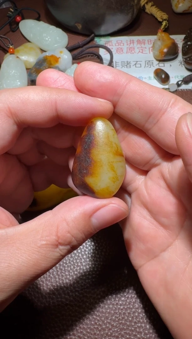 【闪购商品】和田玉原石未镶嵌和田玉