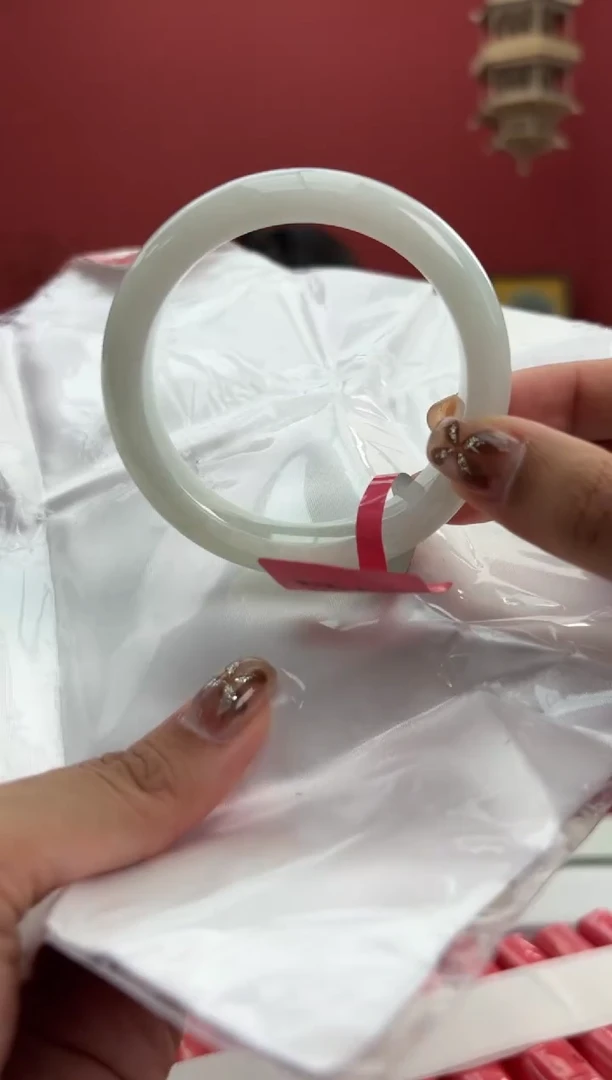 【闪购商品】翡翠手镯未镶嵌2手镯