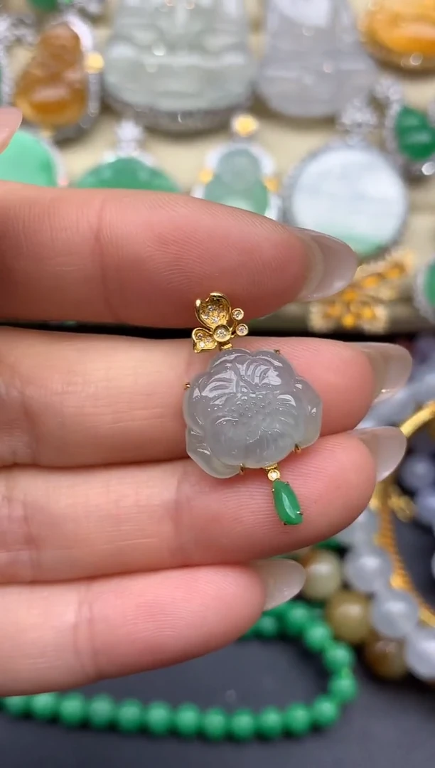 翡翠18K金镶嵌颈饰243-雪姐翡翠天天见