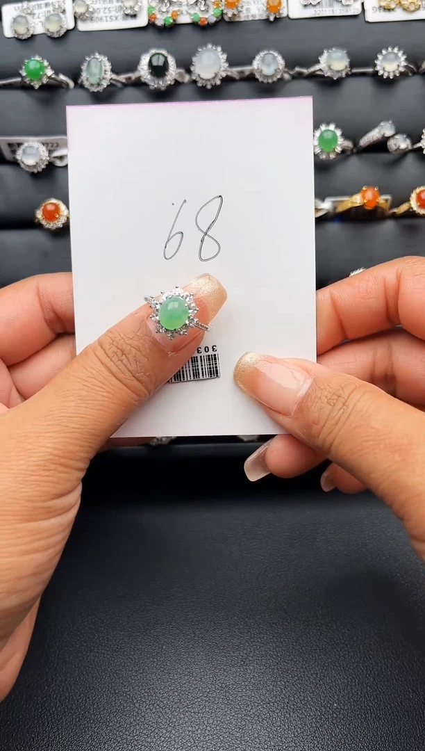 【闪购商品】翡翠戒指银S925镶嵌缅甸天然A货翡翠S925银镶嵌