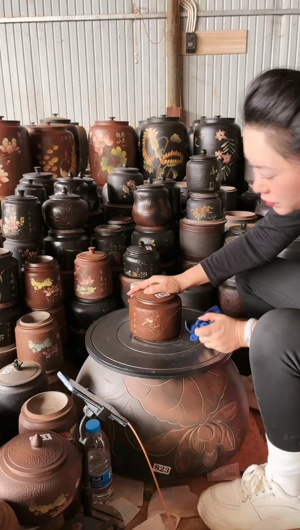 【闪购商品】壶瑕疵茶叶罐 100克古铜色 167