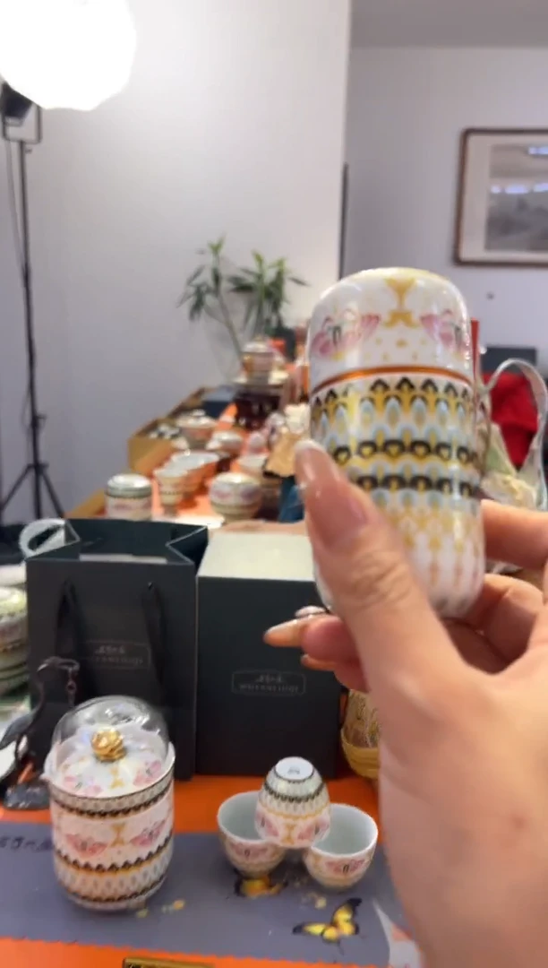 瓷片小乔闪购链接